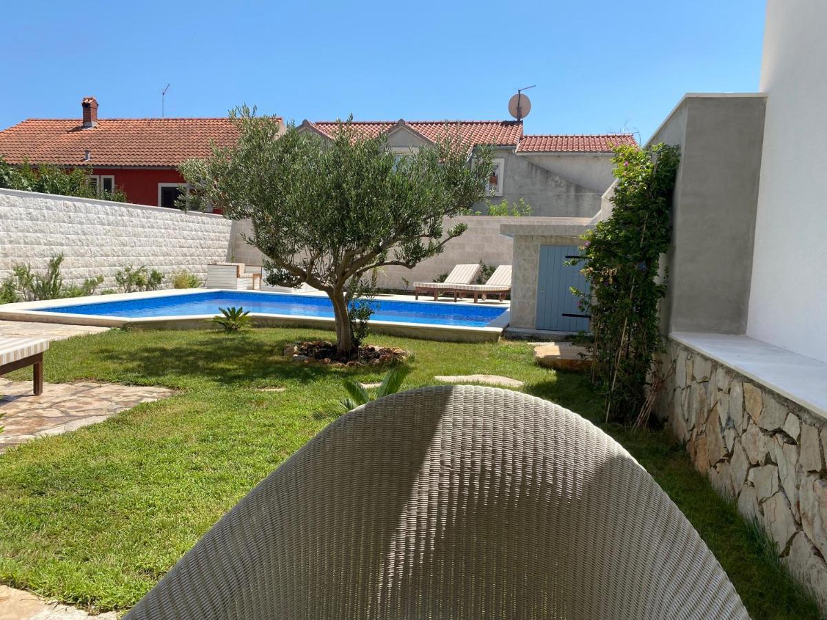 בול Villa Mediterra Garden & Pool מראה חיצוני תמונה