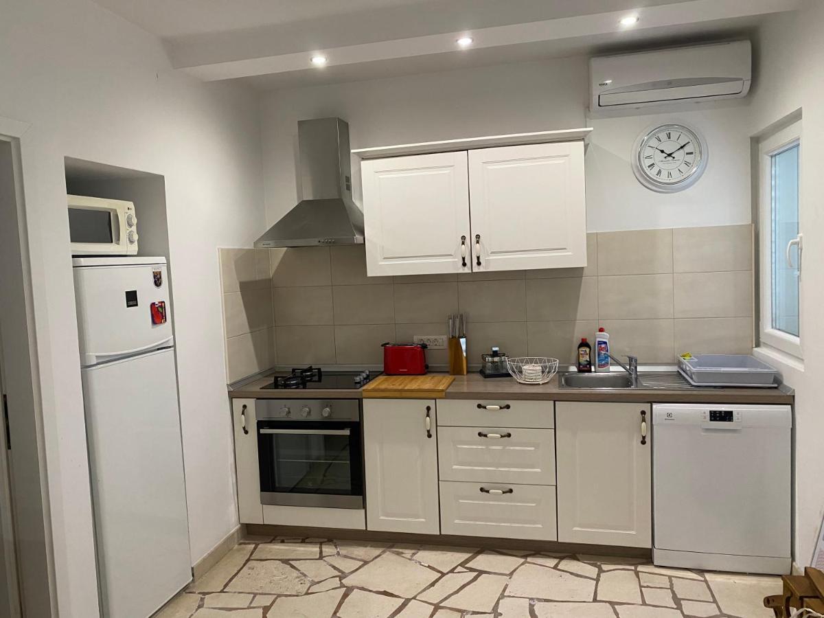 בול Villa Mediterra Garden & Pool מראה חיצוני תמונה
