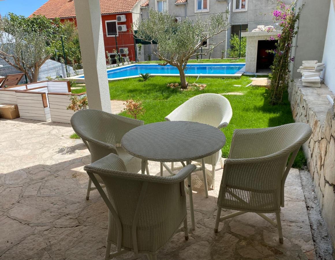 בול Villa Mediterra Garden & Pool מראה חיצוני תמונה